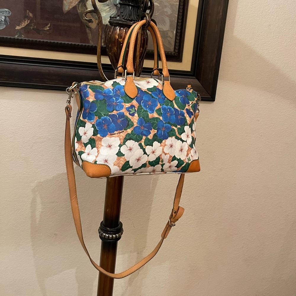 Dooney & Bourke please check all picture of condition - Picture 5 of 17